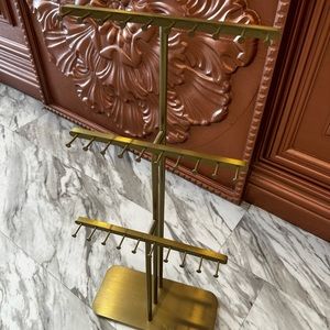 NEW ✨ Retailer Exclusive ✨Kendra Scott Brass Necklace Display